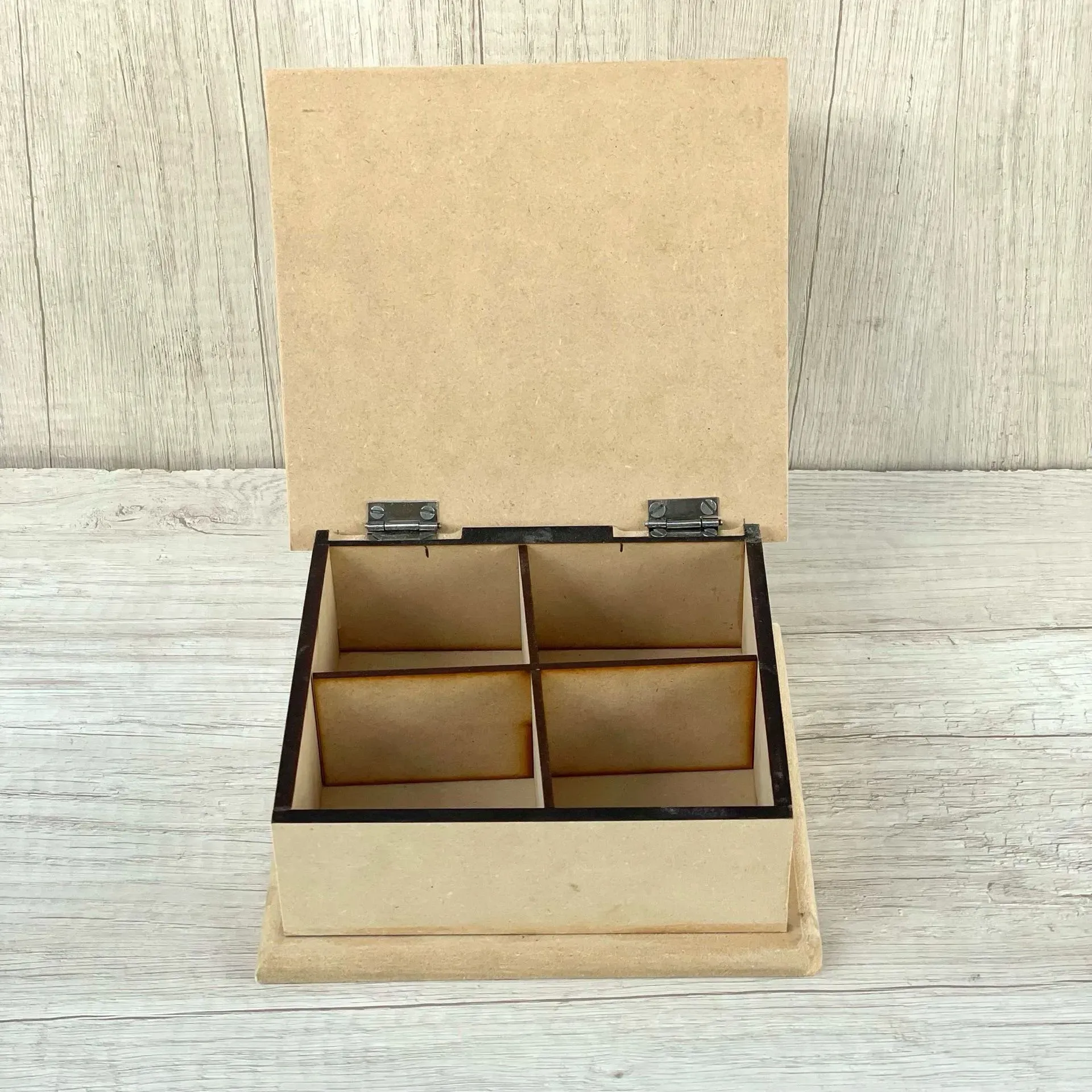 caja de té de 4 tapa lisa