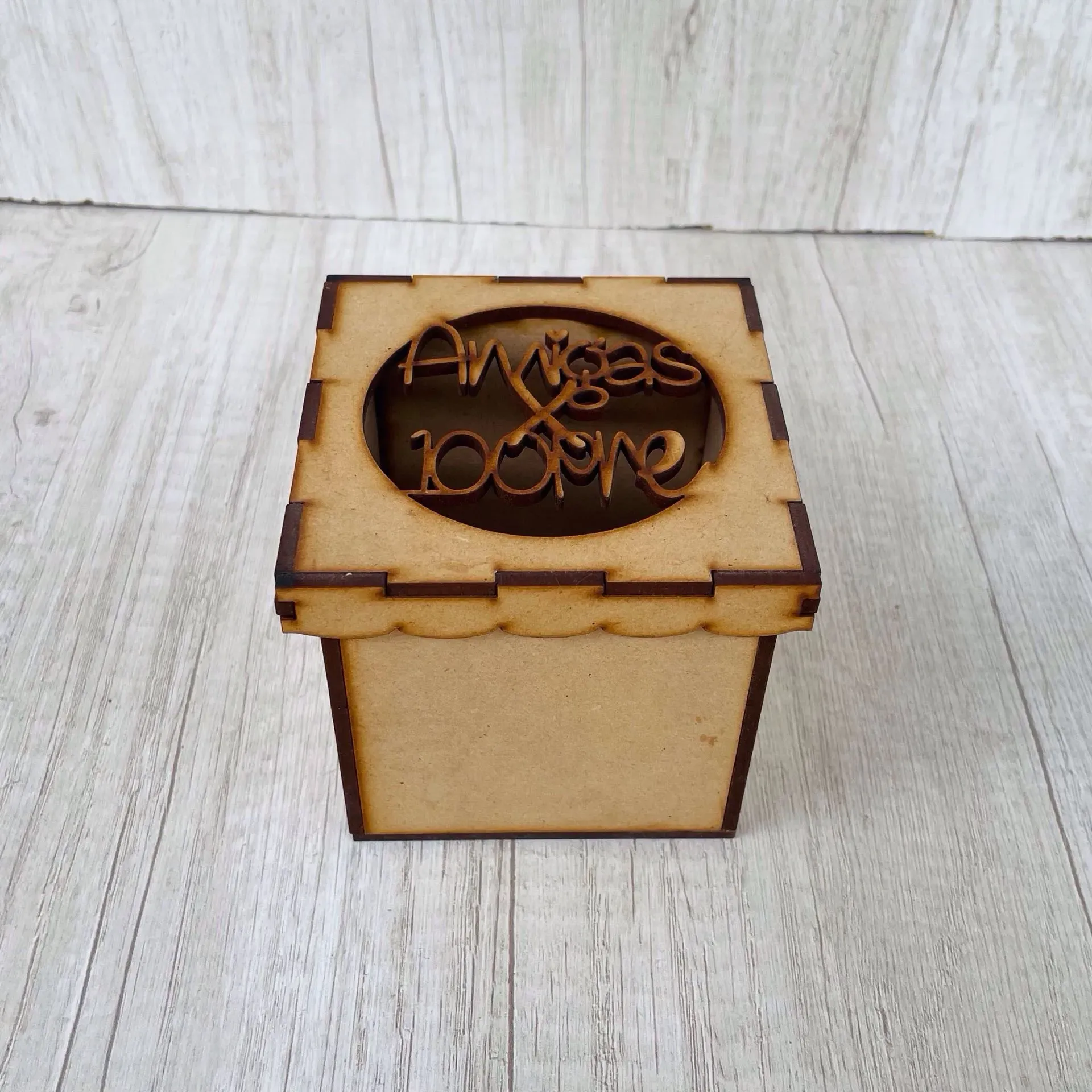 caja amigas x100pre - Imagen 2